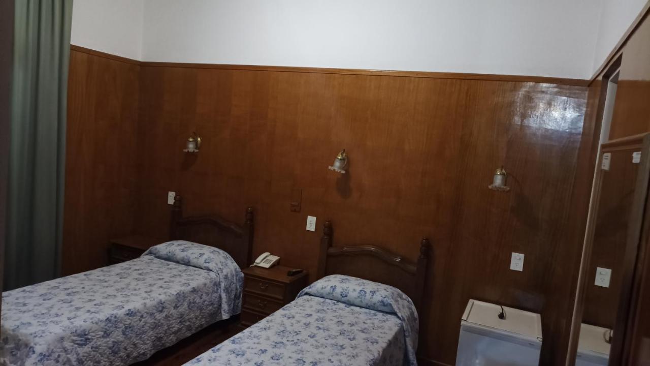 Hotel Americano Buenos Aires Bagian luar foto