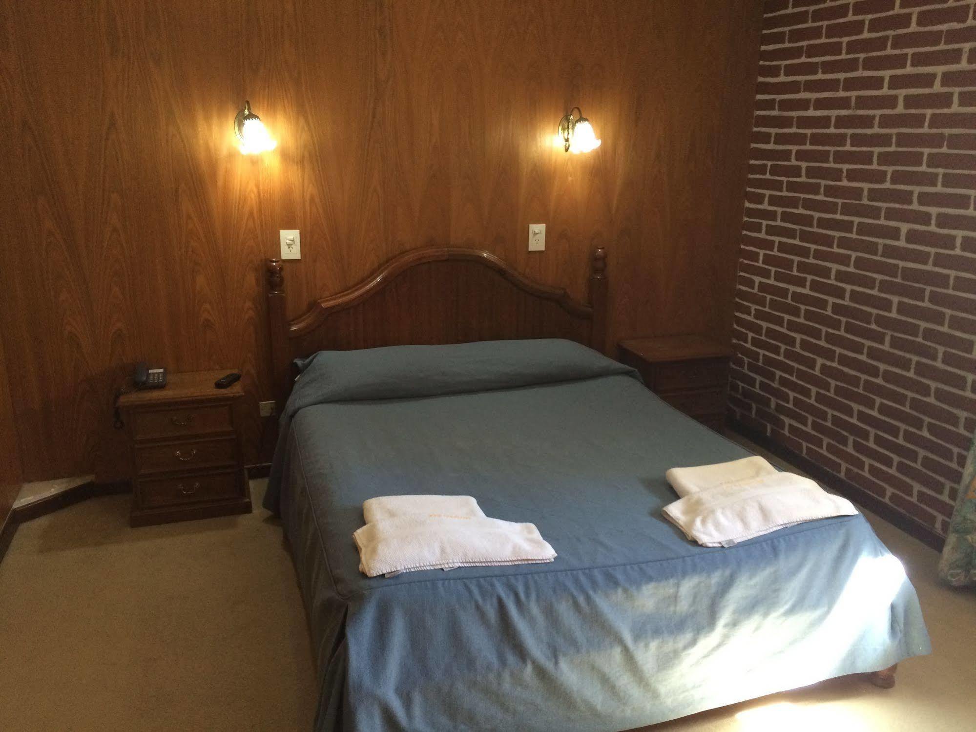 Hotel Americano Buenos Aires Bagian luar foto